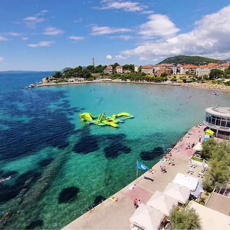 Apartments With Wifi Split - 8672 *