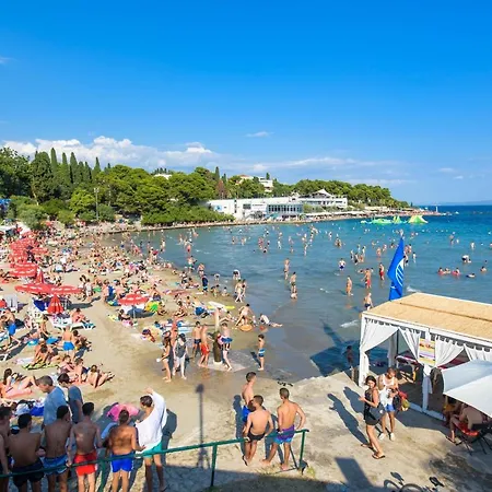 Apartments With Wifi Split - 8672 *