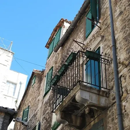 Apartments With Wifi Split - 8672 Split