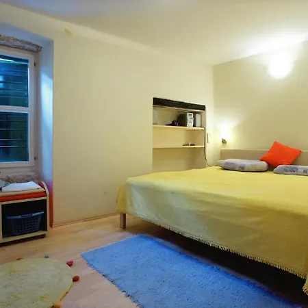 Apartment Apartments With Wifi Split - 8672