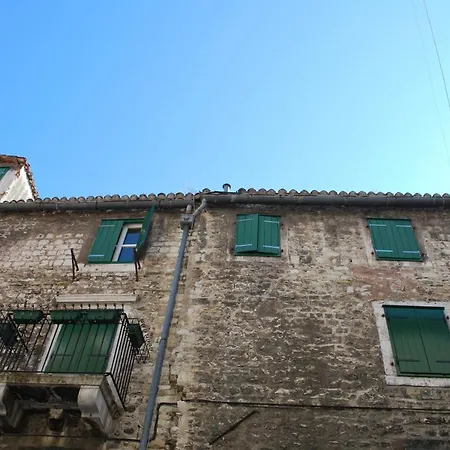 Apartments With Wifi Split - 8672