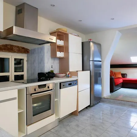 Apartment Apartments With Wifi Split - 8672 Split